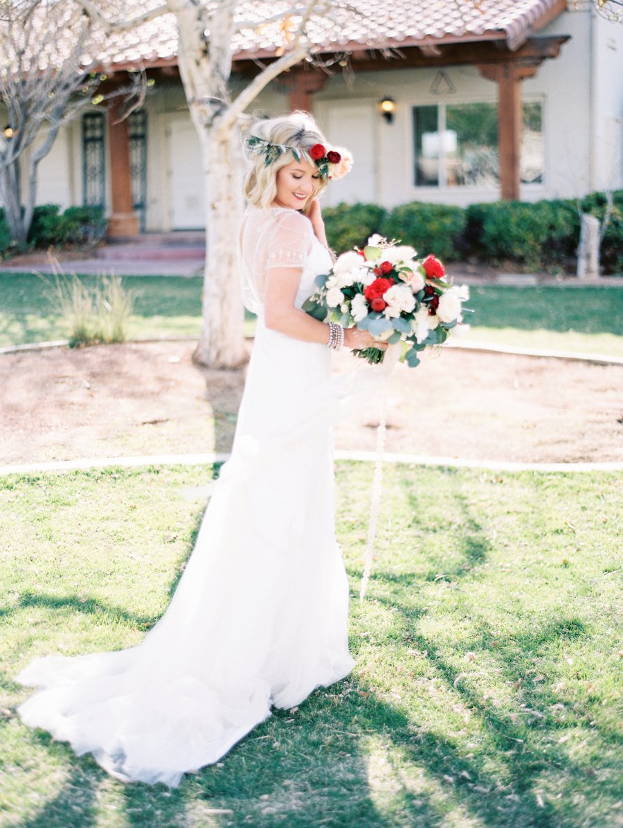 Red & White Rustic Boho Wedding Ideas via TheELD.com