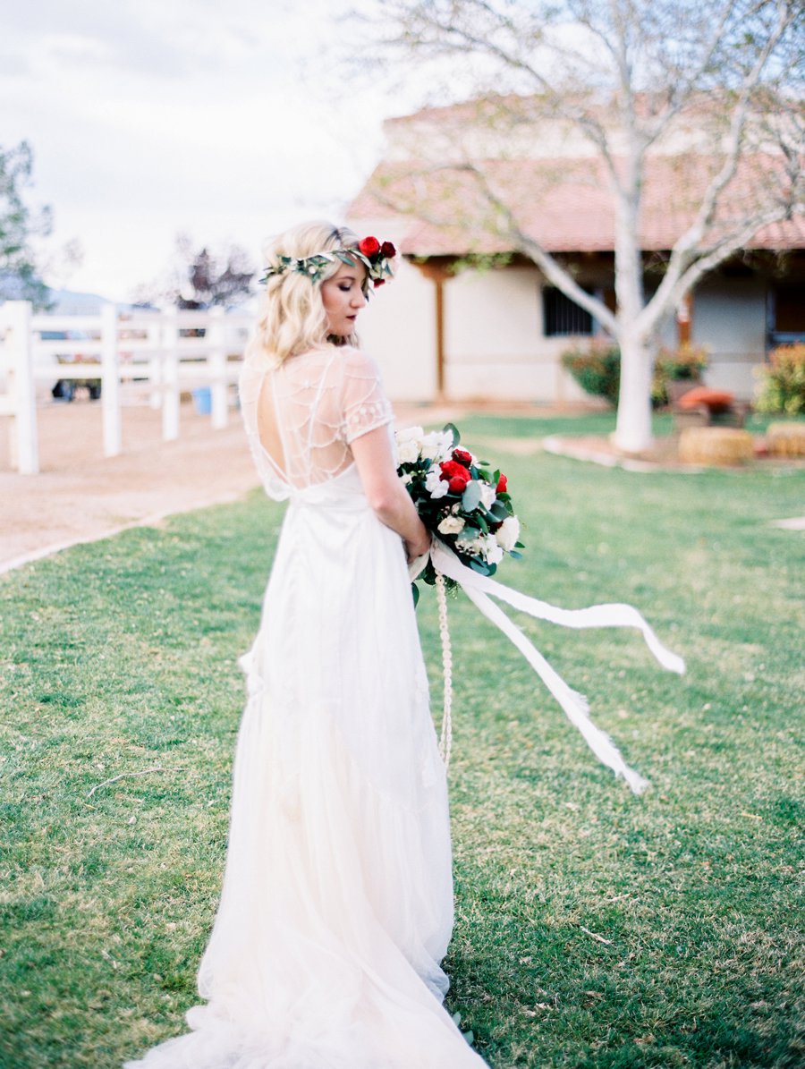 Red & White Rustic Boho Wedding Ideas via TheELD.com