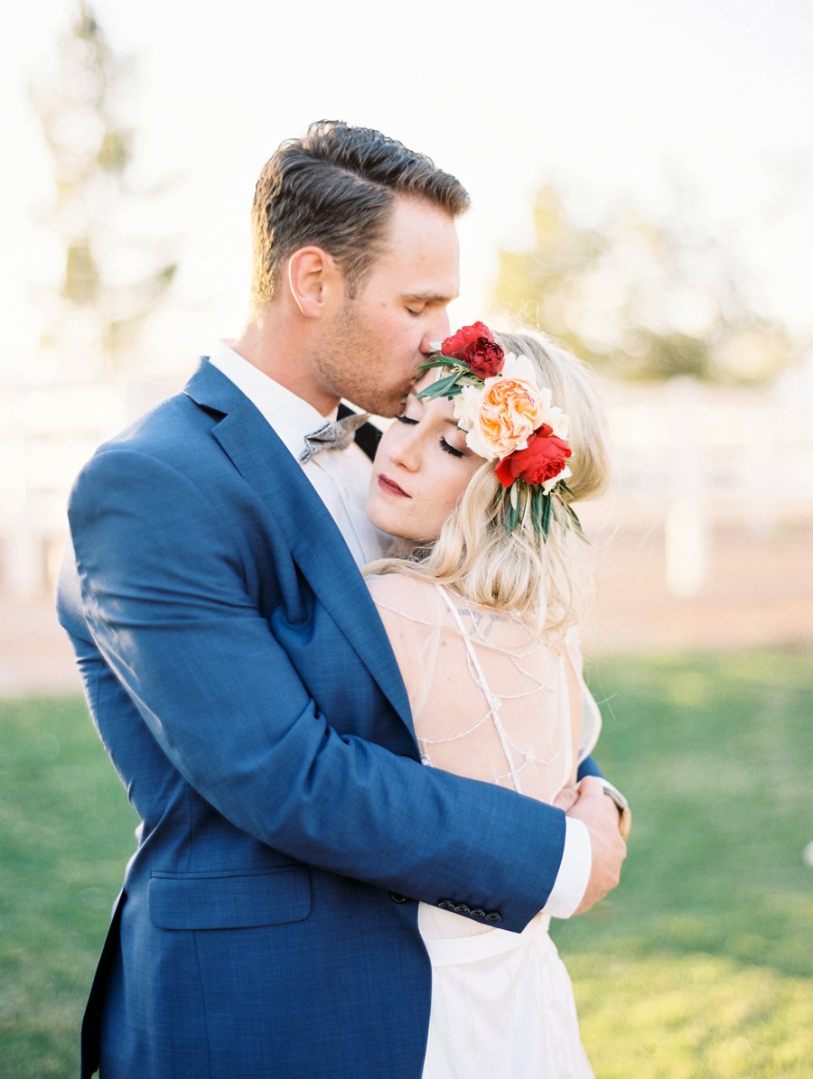 Red & White Rustic Boho Wedding Ideas via TheELD.com