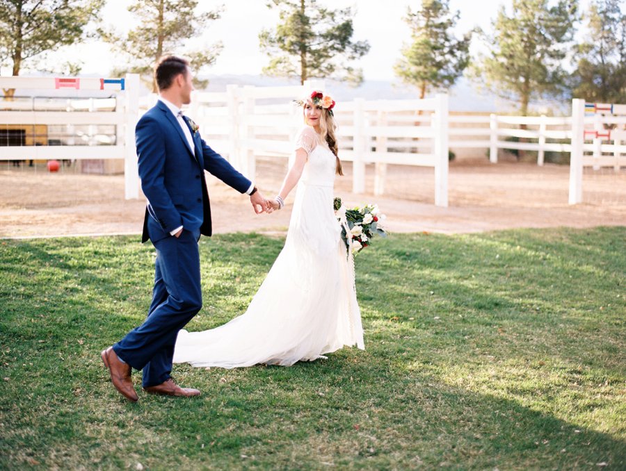 Red & White Rustic Boho Wedding Ideas via TheELD.com