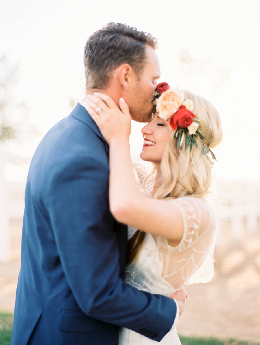 Red & White Rustic Boho Wedding Ideas via TheELD.com