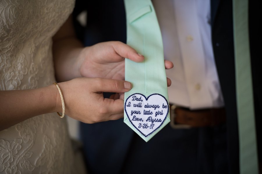 A Classic Navy & White Southern Wedding via TheELD.com