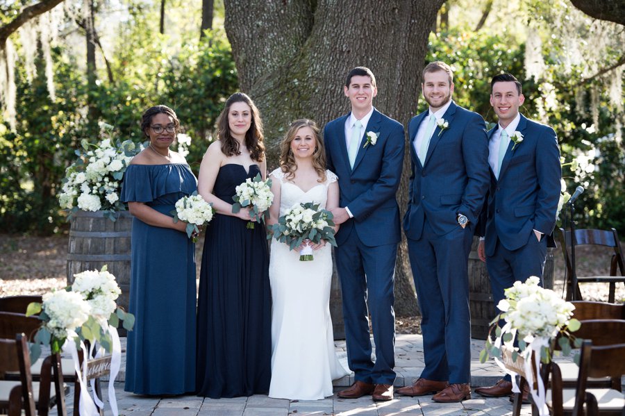 A Classic Navy & White Southern Wedding via TheELD.com