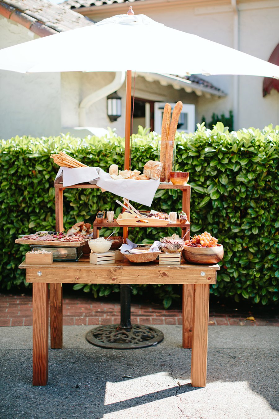 A Blue & Pink Fiesta Inspired California Wedding via TheELD.com