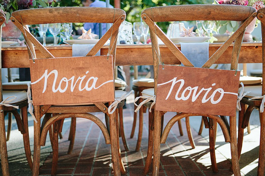 A Blue & Pink Fiesta Inspired California Wedding via TheELD.com