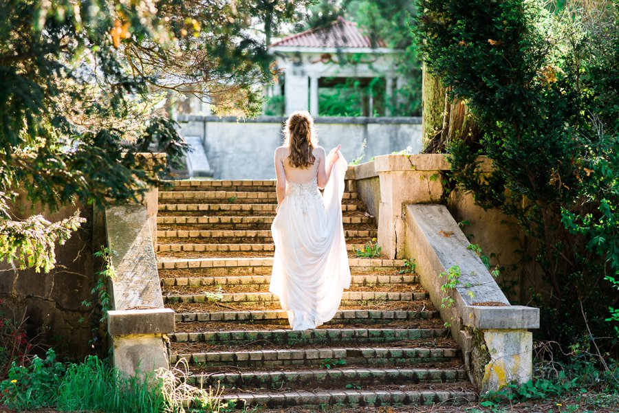 Elegant Navy & Plum Bohemian Wedding Ideas via TheELD.com