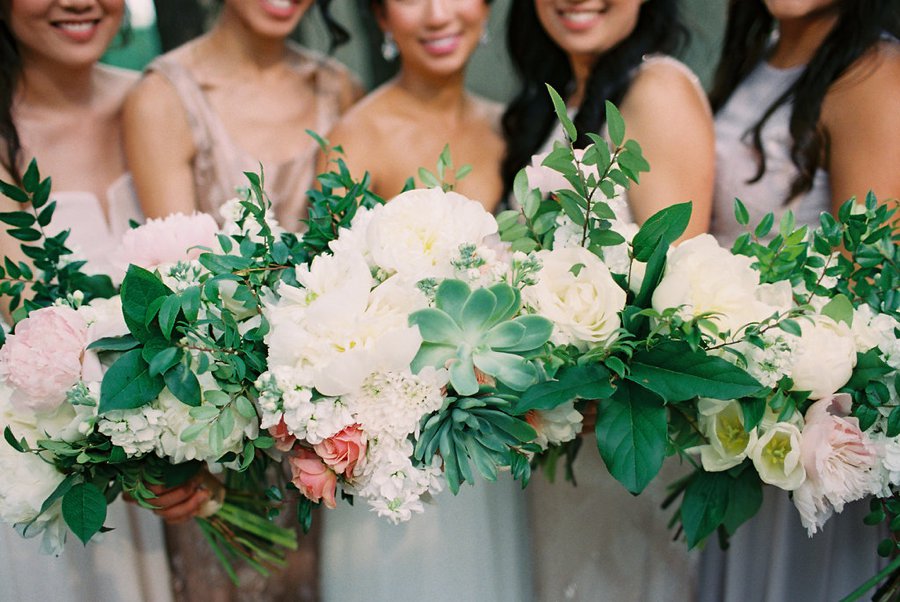 Green & White Modern Garden Dallas Wedding via TheELD.com