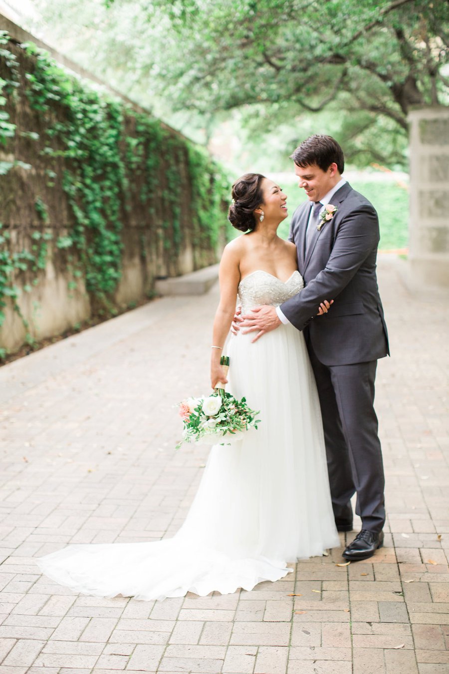 Green & White Modern Garden Dallas Wedding via TheELD.com