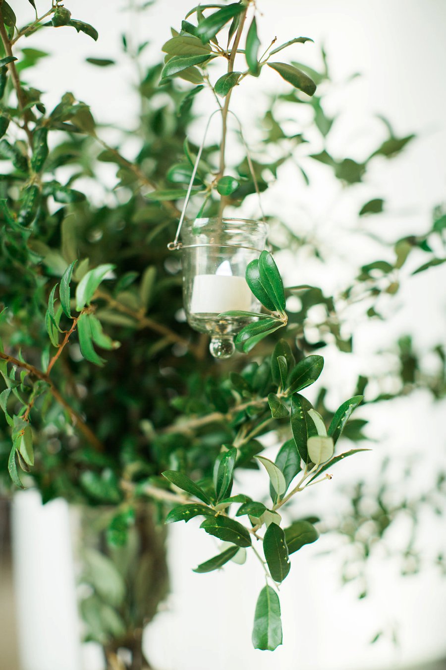 Green & White Modern Garden Dallas Wedding via TheELD.com