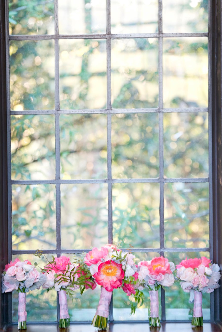 A Romantic Pink & Blue Watercolor California Wedding via TheELD.com