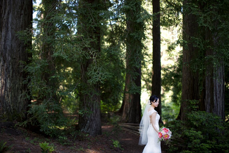 A Romantic Pink & Blue Watercolor California Wedding via TheELD.com