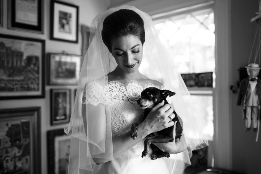 An Elegant Vintage inspired Blue & White Connecticut Wedding via TheELD.com