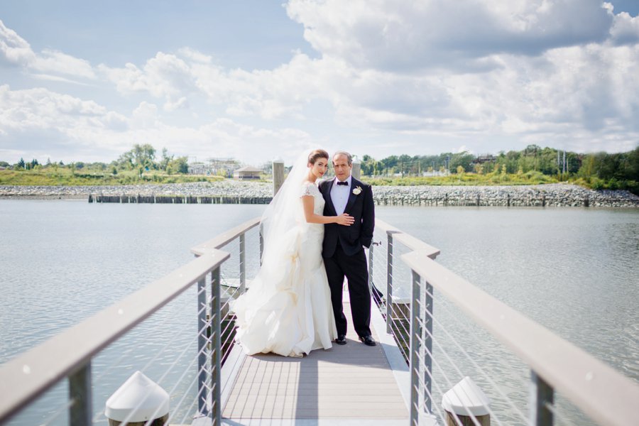 An Elegant Vintage inspired Blue & White Connecticut Wedding via TheELD.com