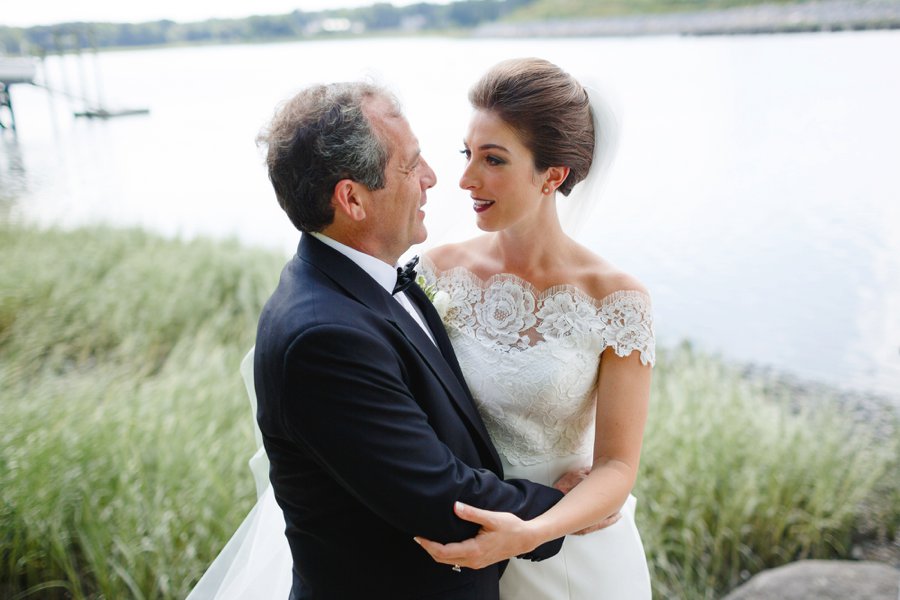 An Elegant Vintage inspired Blue & White Connecticut Wedding via TheELD.com