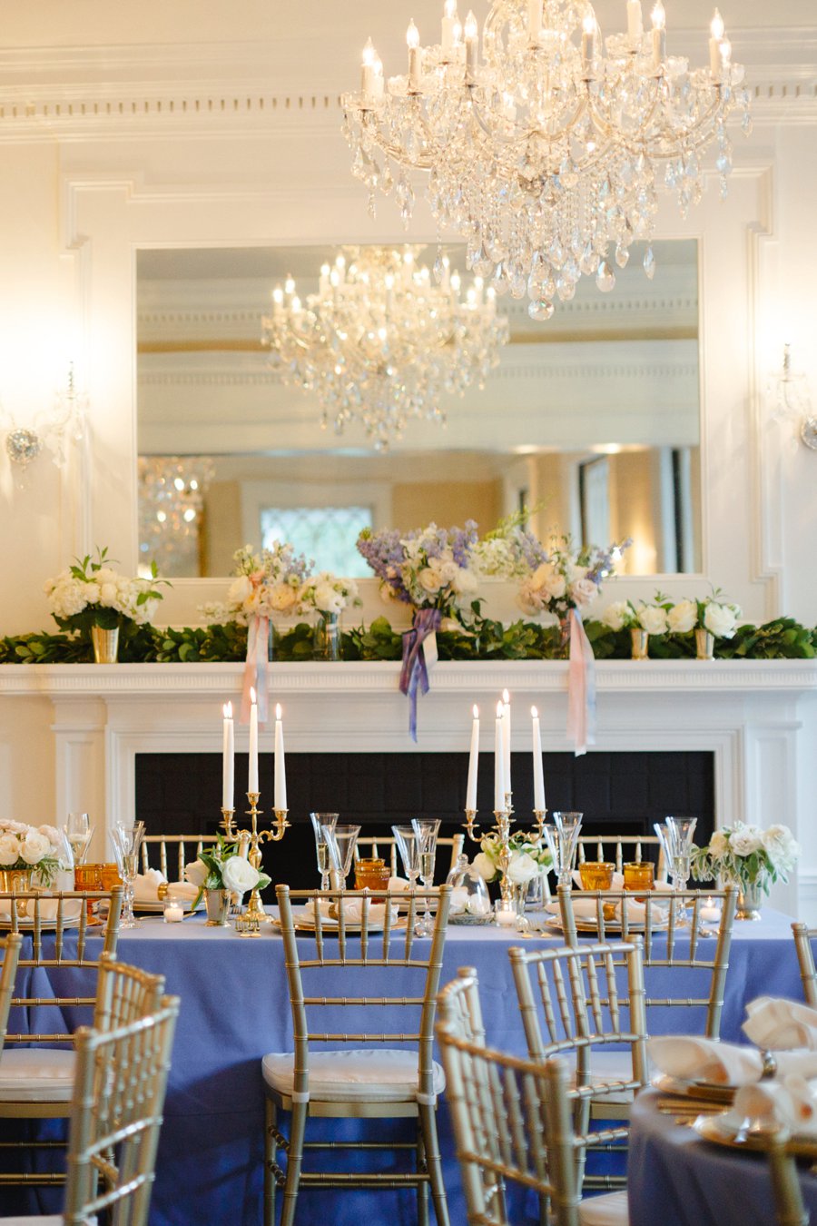 An Elegant Vintage inspired Blue & White Connecticut Wedding via TheELD.com
