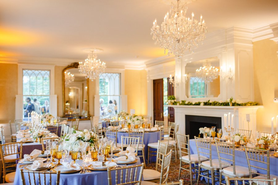 An Elegant Vintage inspired Blue & White Connecticut Wedding via TheELD.com