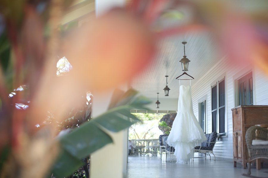 A Rustic Blush & White Intimate Maui Destination Wedding via TheELD.com