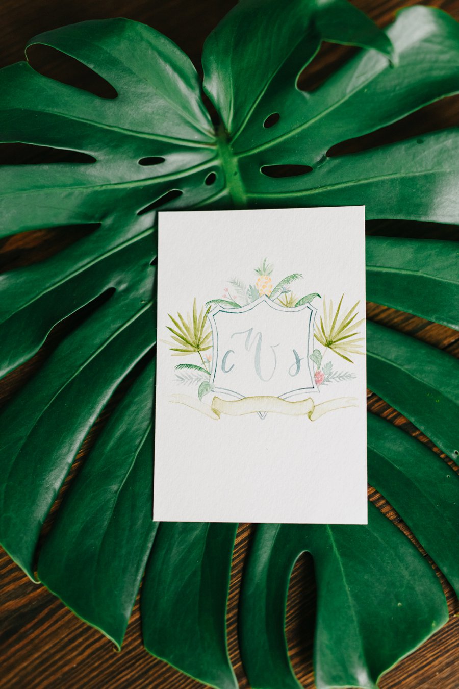 Colorful & Elegant Tropical Wedding Ideas via TheELD.com