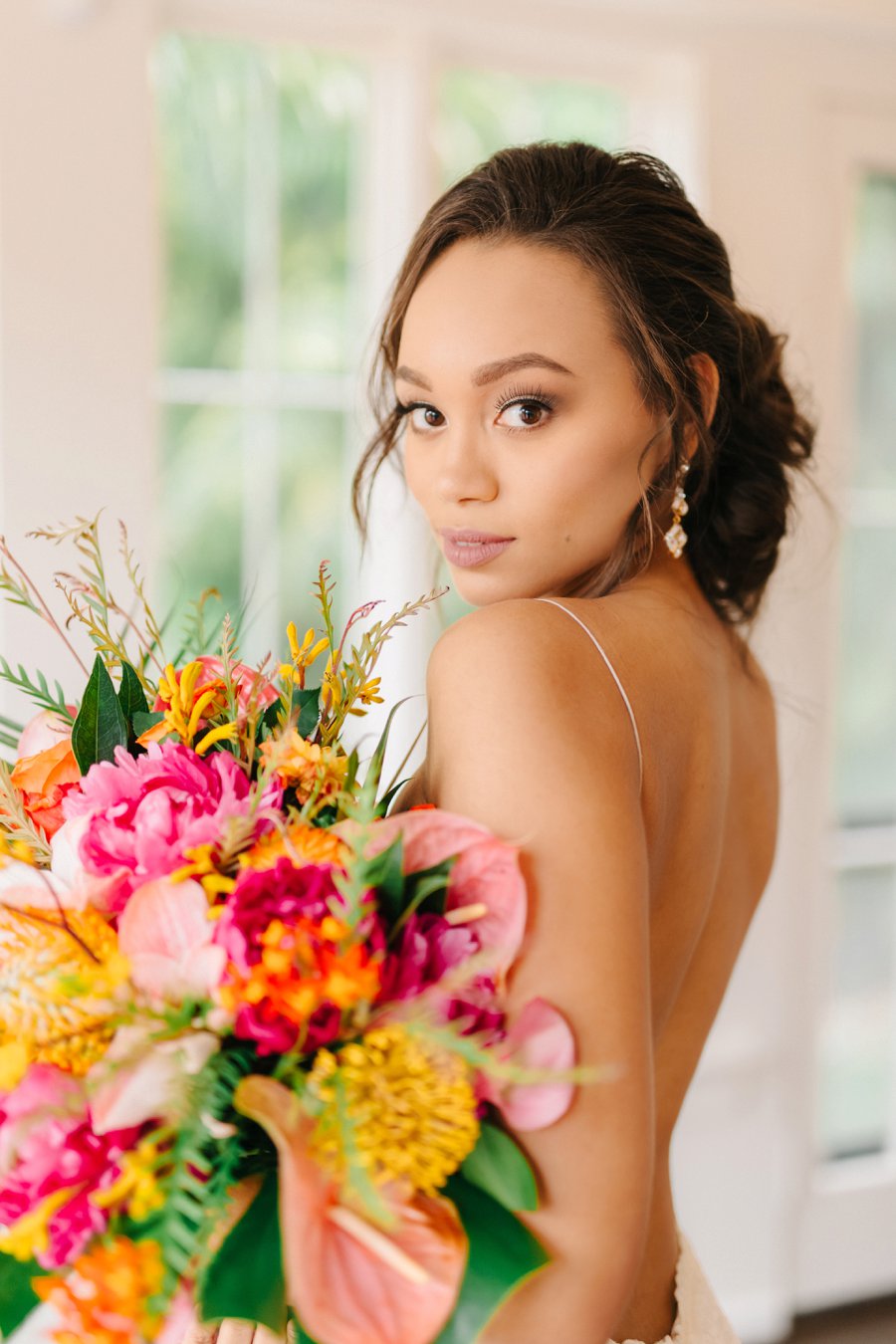 Colorful & Elegant Tropical Wedding Ideas via TheELD.com