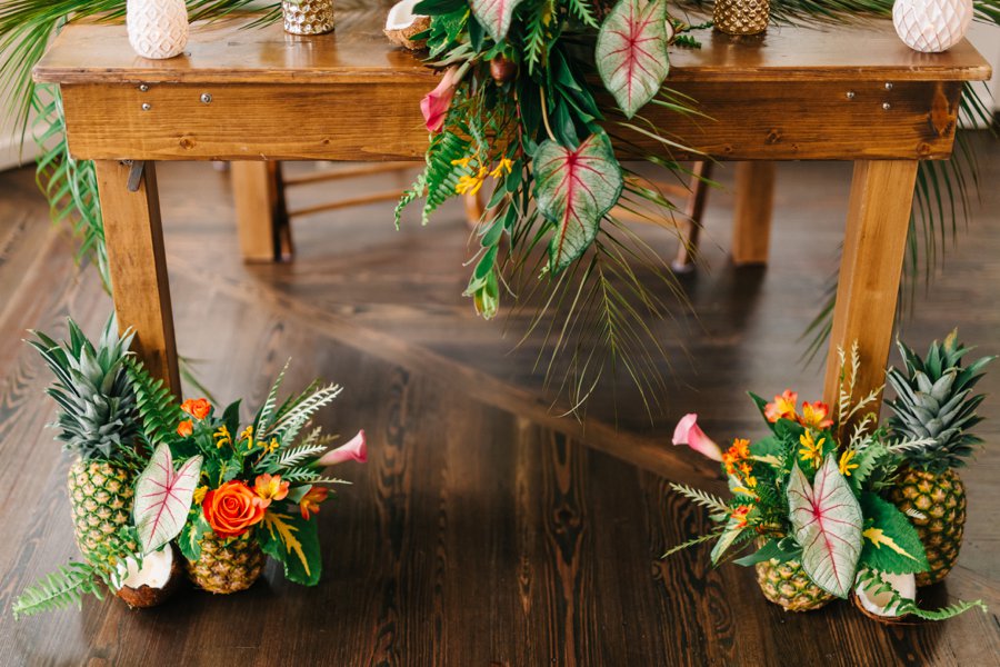 Colorful & Elegant Tropical Wedding Ideas via TheELD.com