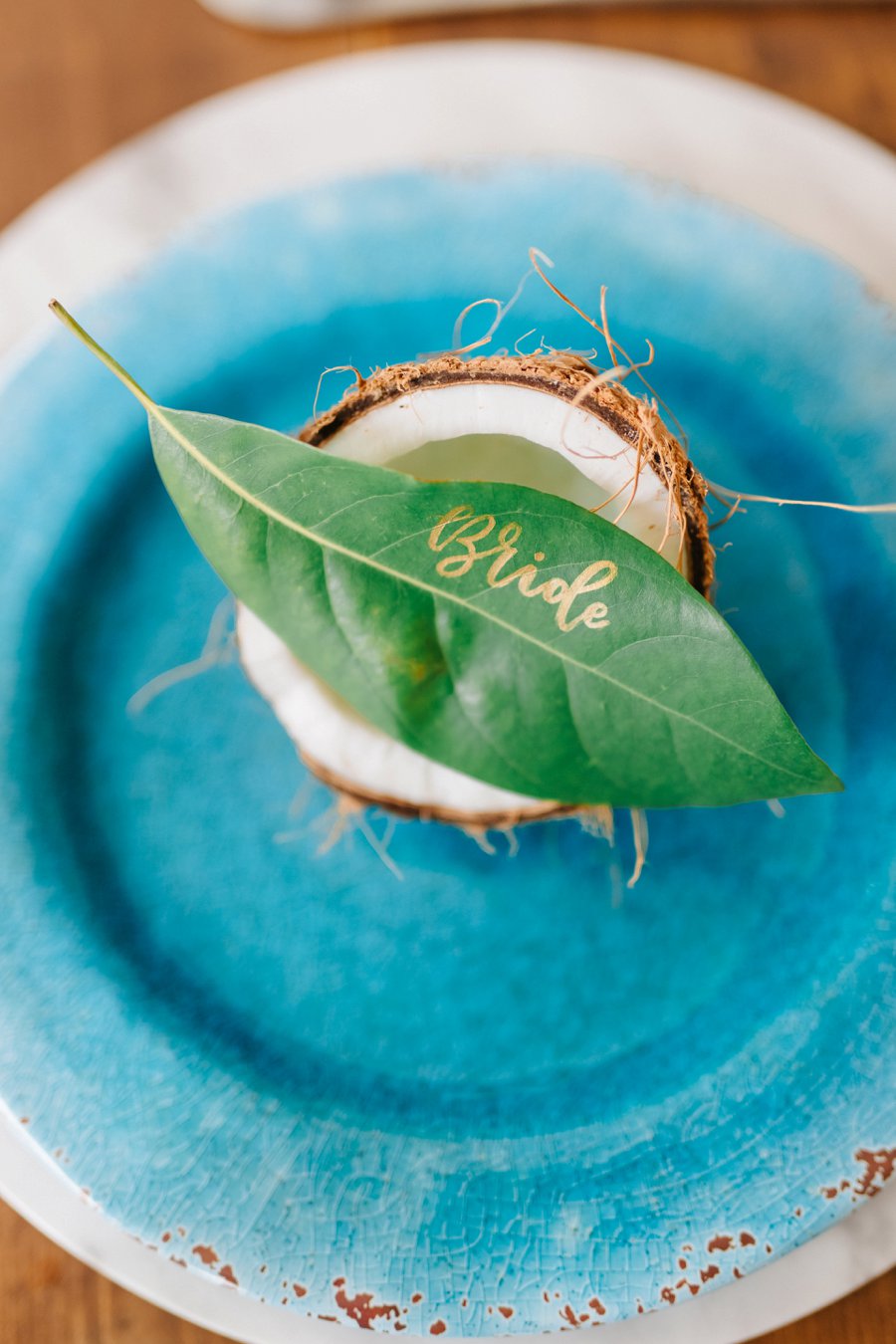 Colorful & Elegant Tropical Wedding Ideas via TheELD.com