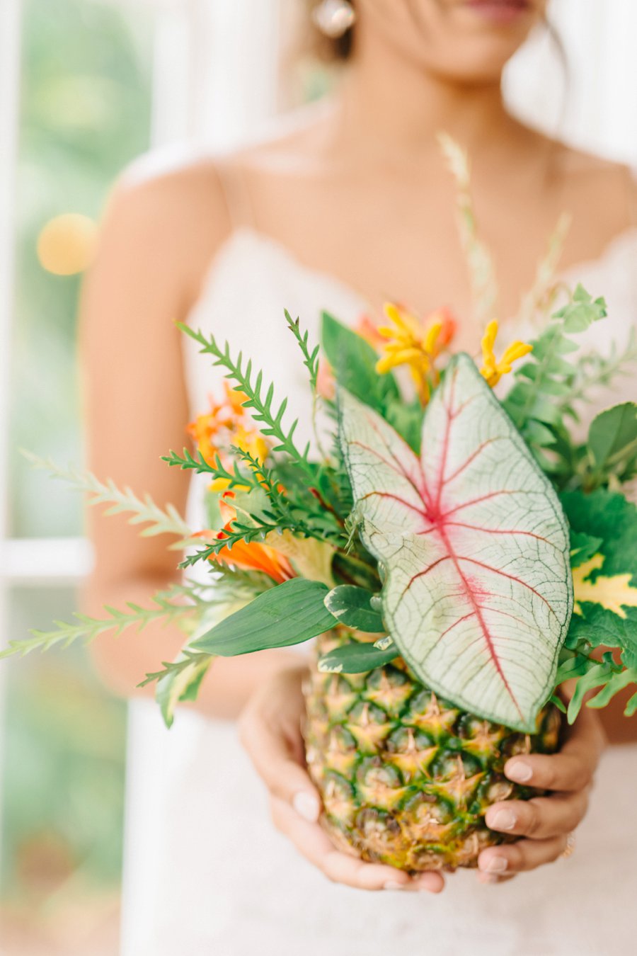 Colorful & Elegant Tropical Wedding Ideas via TheELD.com