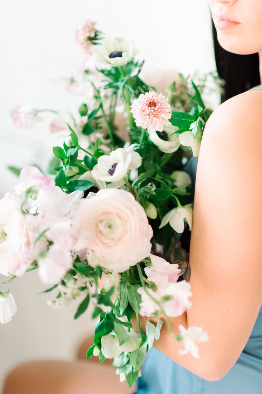 Minimalist Ethereal Wedding Ideas via TheELD.com