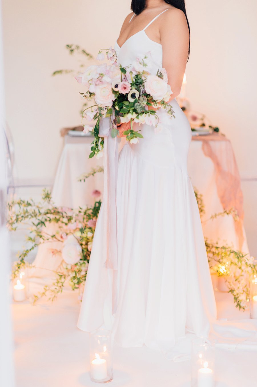 Minimalist Ethereal Wedding Ideas via TheELD.com