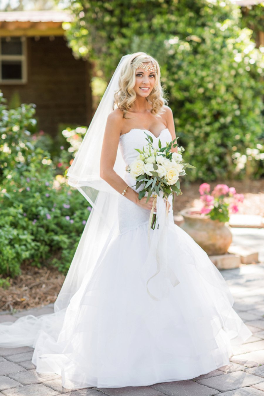 A Gold Rustic Glam Florida Wedding via TheELD.com