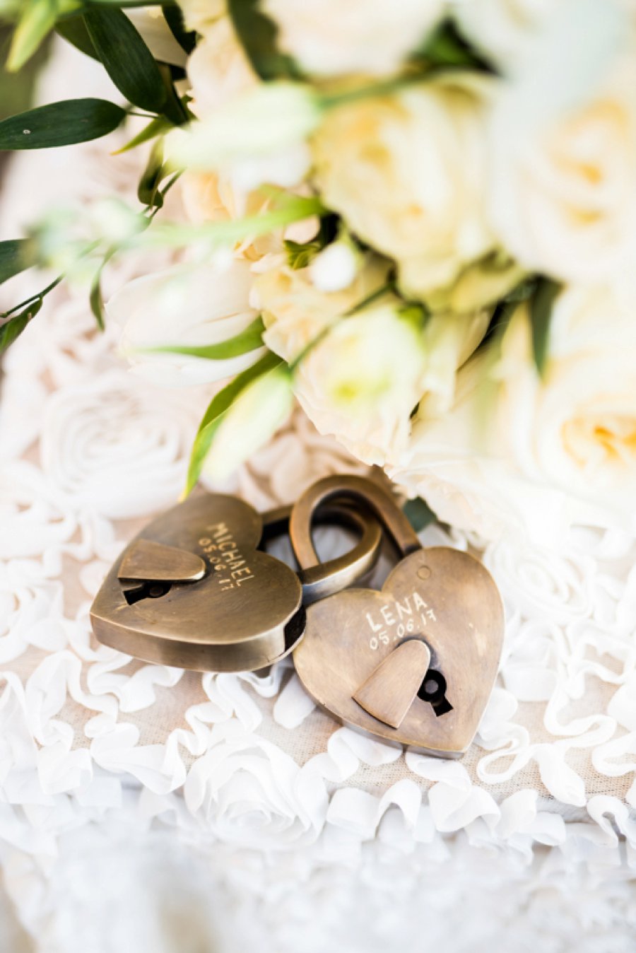 A Gold Rustic Glam Florida Wedding via TheELD.com