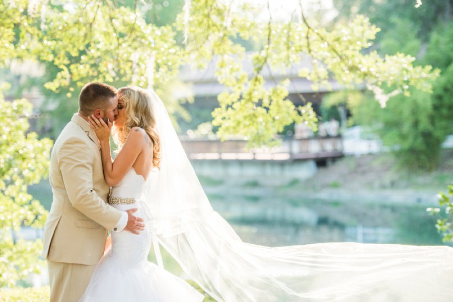 A Gold Rustic Glam Florida Wedding via TheELD.com