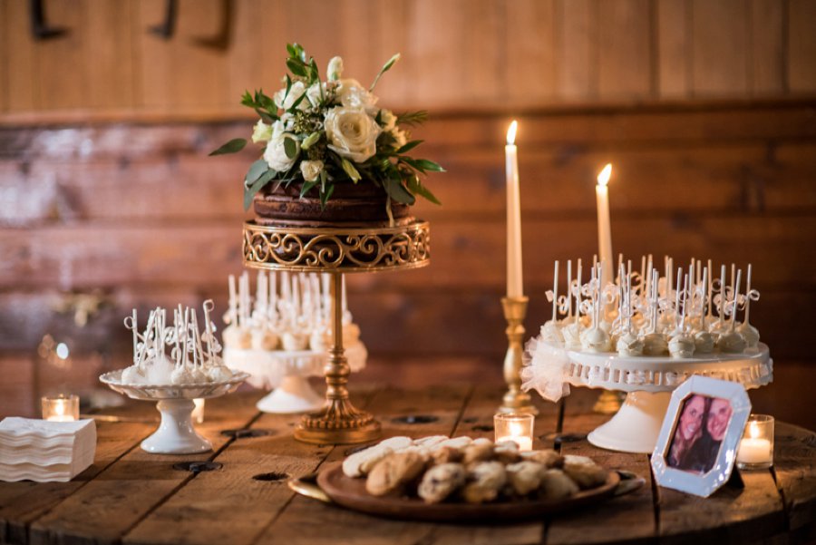 A Gold Rustic Glam Florida Wedding via TheELD.com