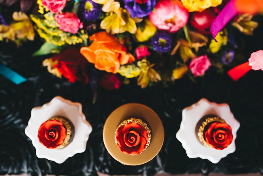 Colorful Cultural “Dia de Los Muertos” Wedding Ideas via TheELD.com