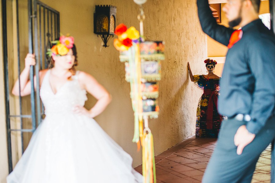 Colorful Cultural “Dia de Los Muertos” Wedding Ideas via TheELD.com