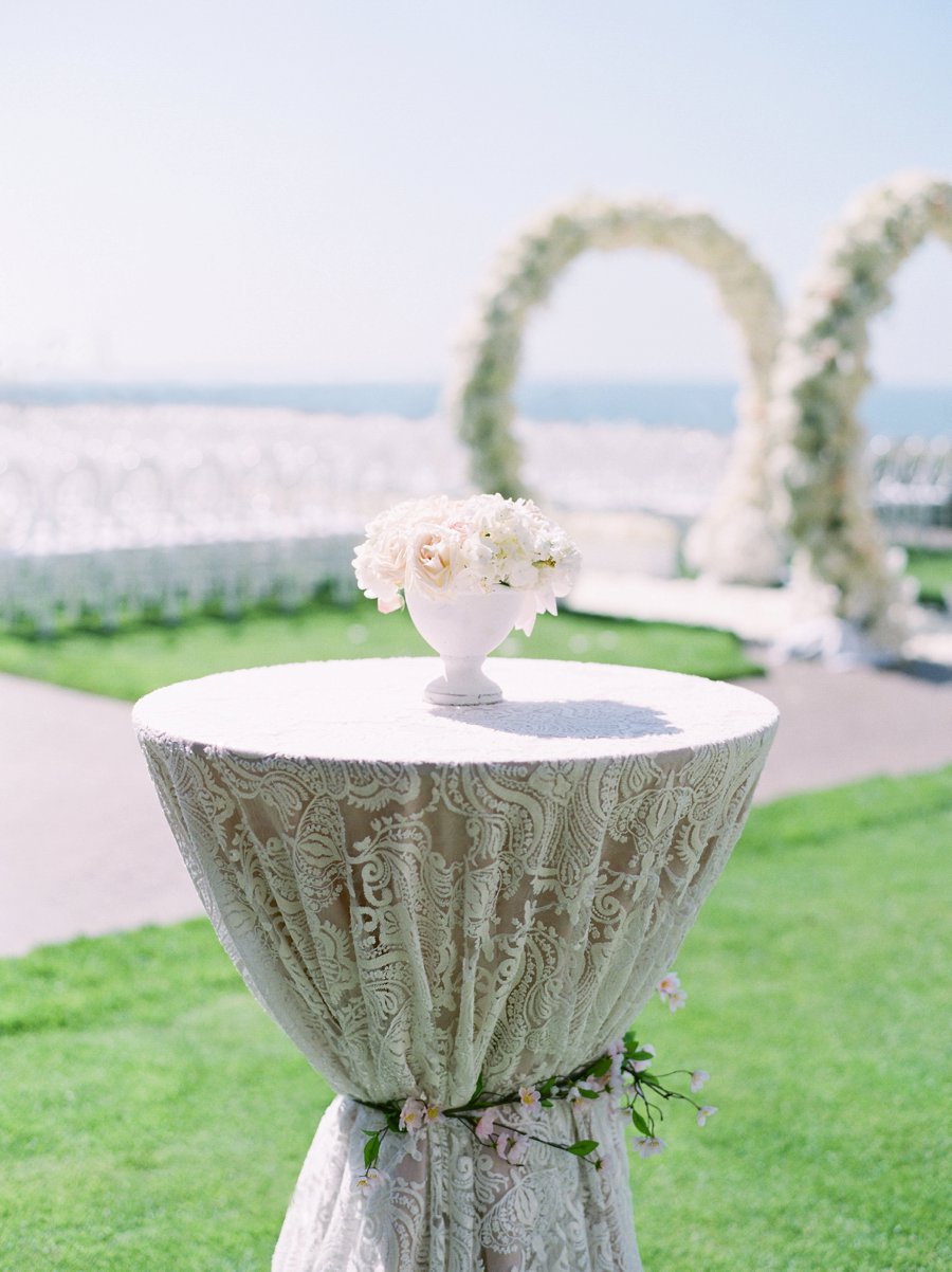 A Luxe & Elegant Ballroom Wedding in California via TheELD.com