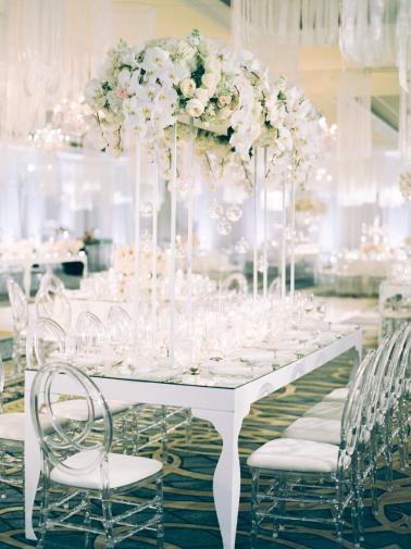 A Luxe & Elegant Ballroom Wedding in California via TheELD.com