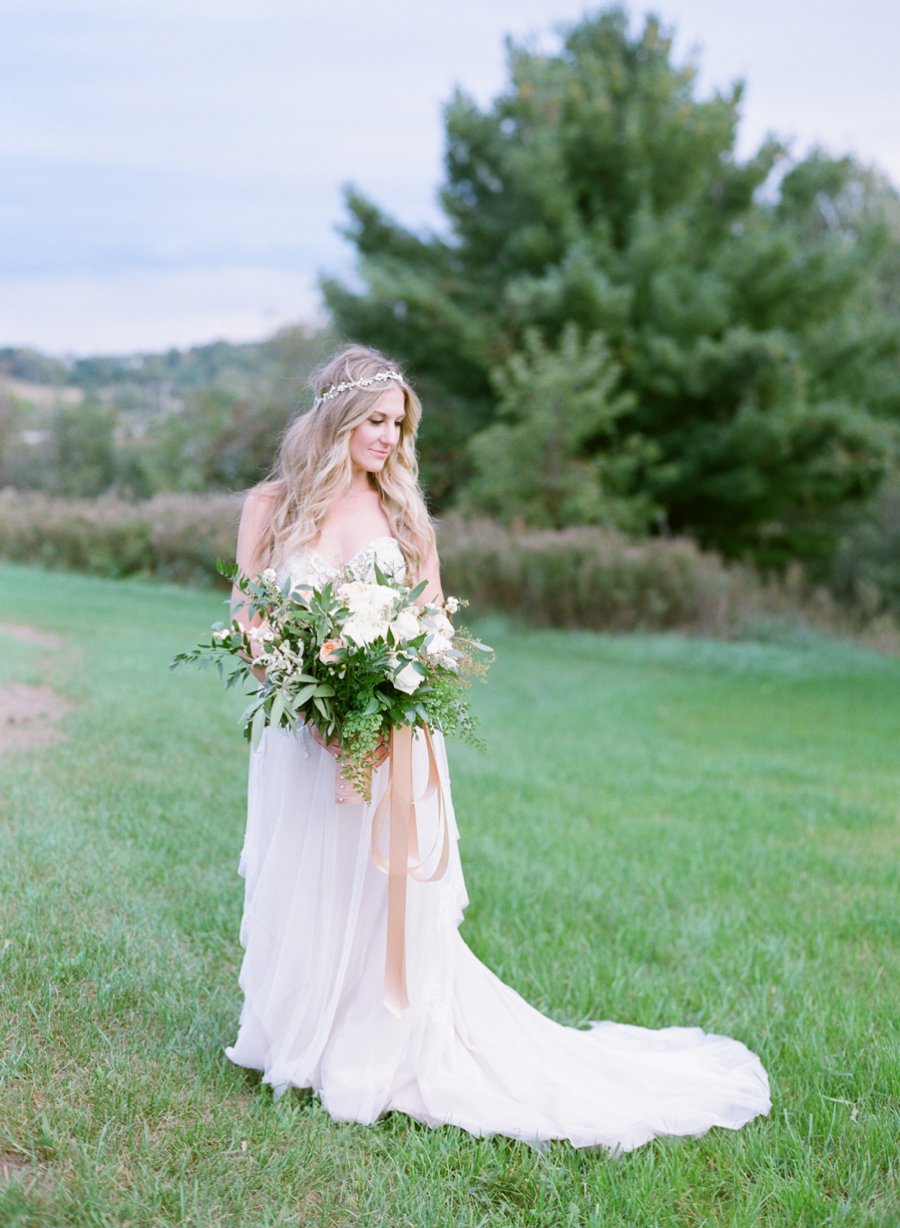 A Peach & Green Boho Ballroom Wedding via TheELD.com