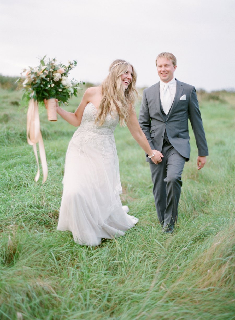 A Peach & Green Boho Ballroom Wedding via TheELD.com