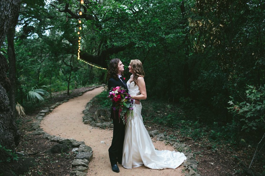 A Pink & Purple Outdoor Texas Garden Wedding via TheELD.com