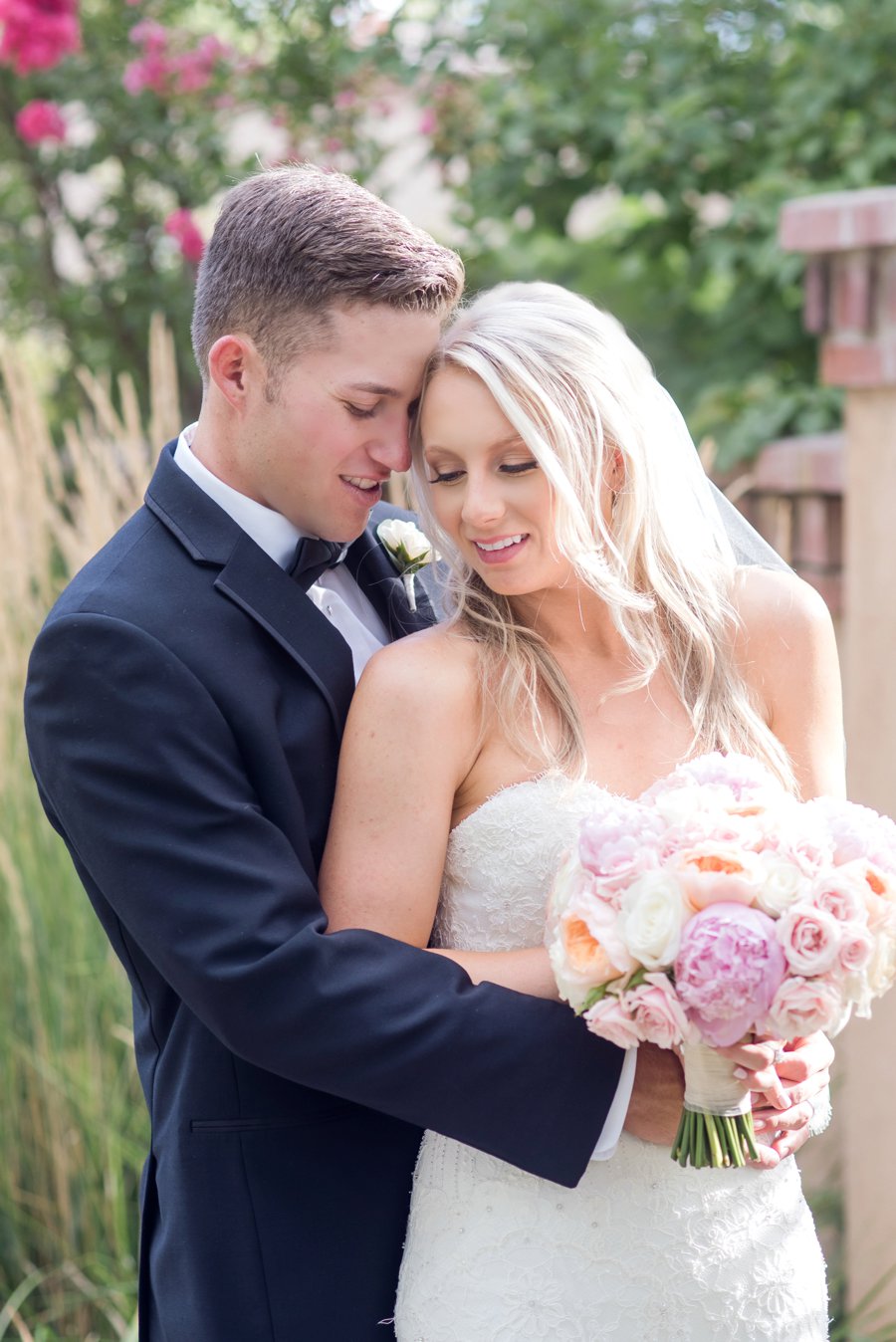 A Romantic Pink & White New Mexico Wedding via TheELD.com