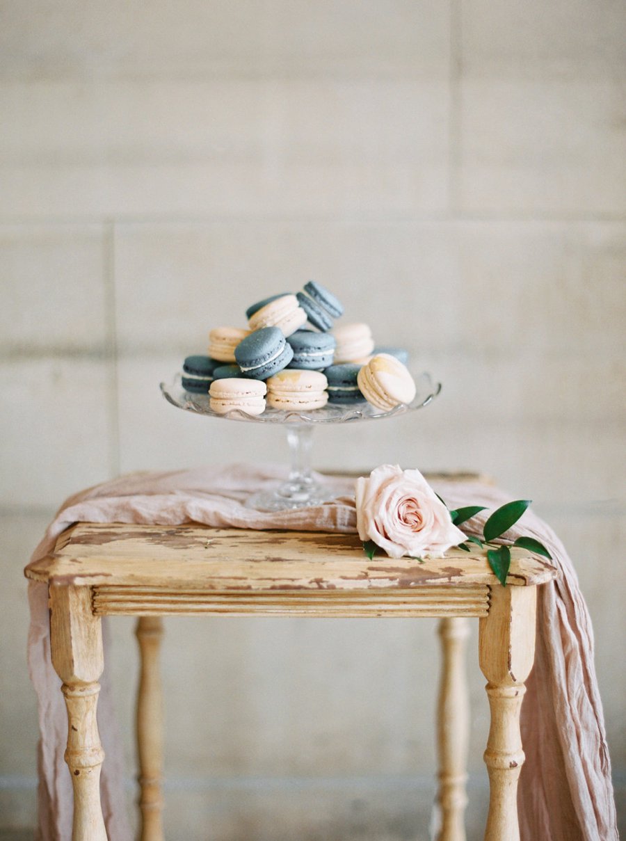 Romantic Peach & Orange Autumn Inspired Wedding Ideas via TheELD.com