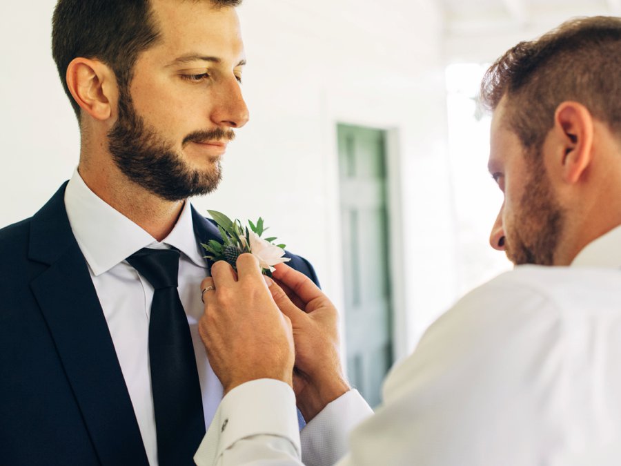 A Romantic Rustic White, Blush, & Blue Asheville Wedding via TheELD.com