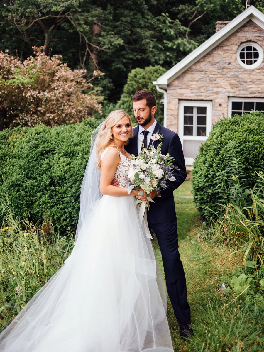 A Romantic Rustic White, Blush, & Blue Asheville Wedding via TheELD.com