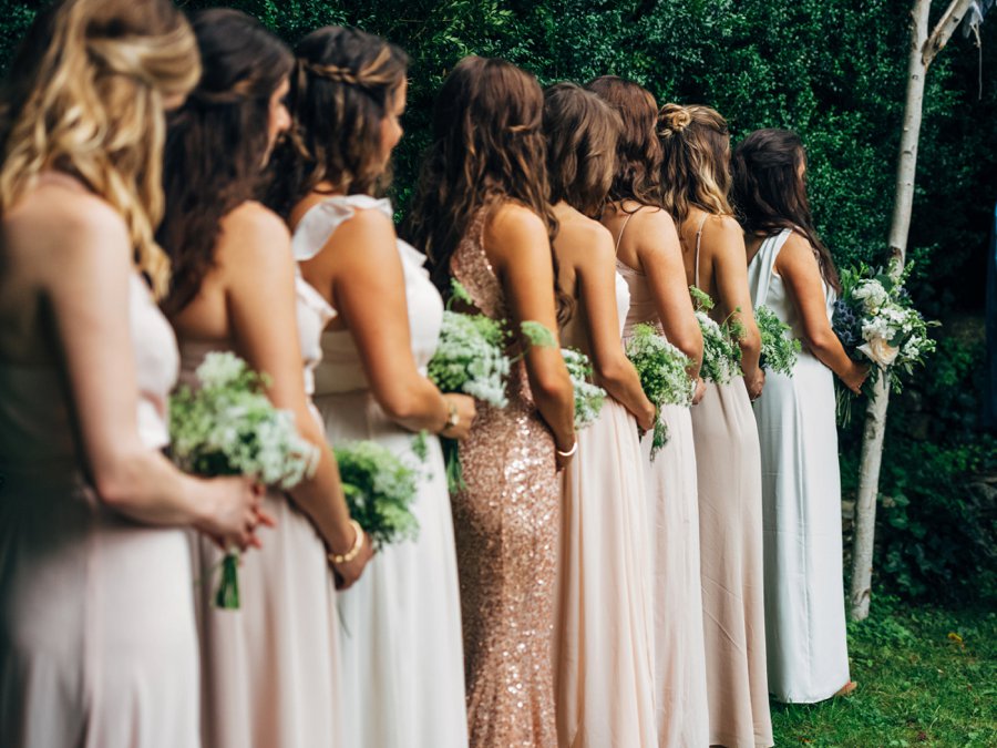 A Romantic Rustic White, Blush, & Blue Asheville Wedding via TheELD.com