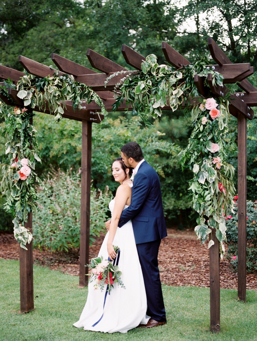 A Casual Pink & Navy North Carolina Wedding Day via TheELD.com