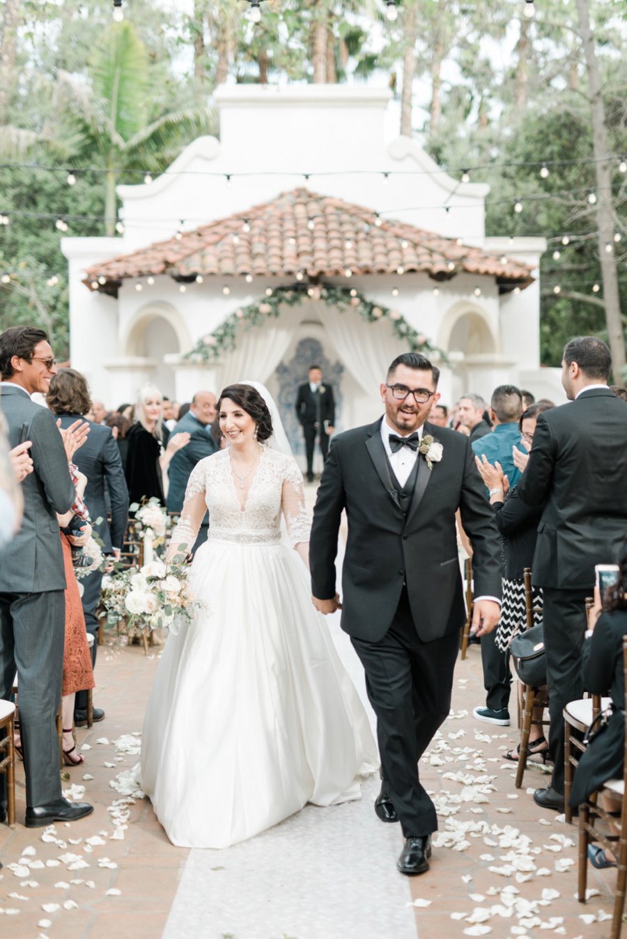 An Elegant Rustic Blush & White California Wedding via TheELD.com