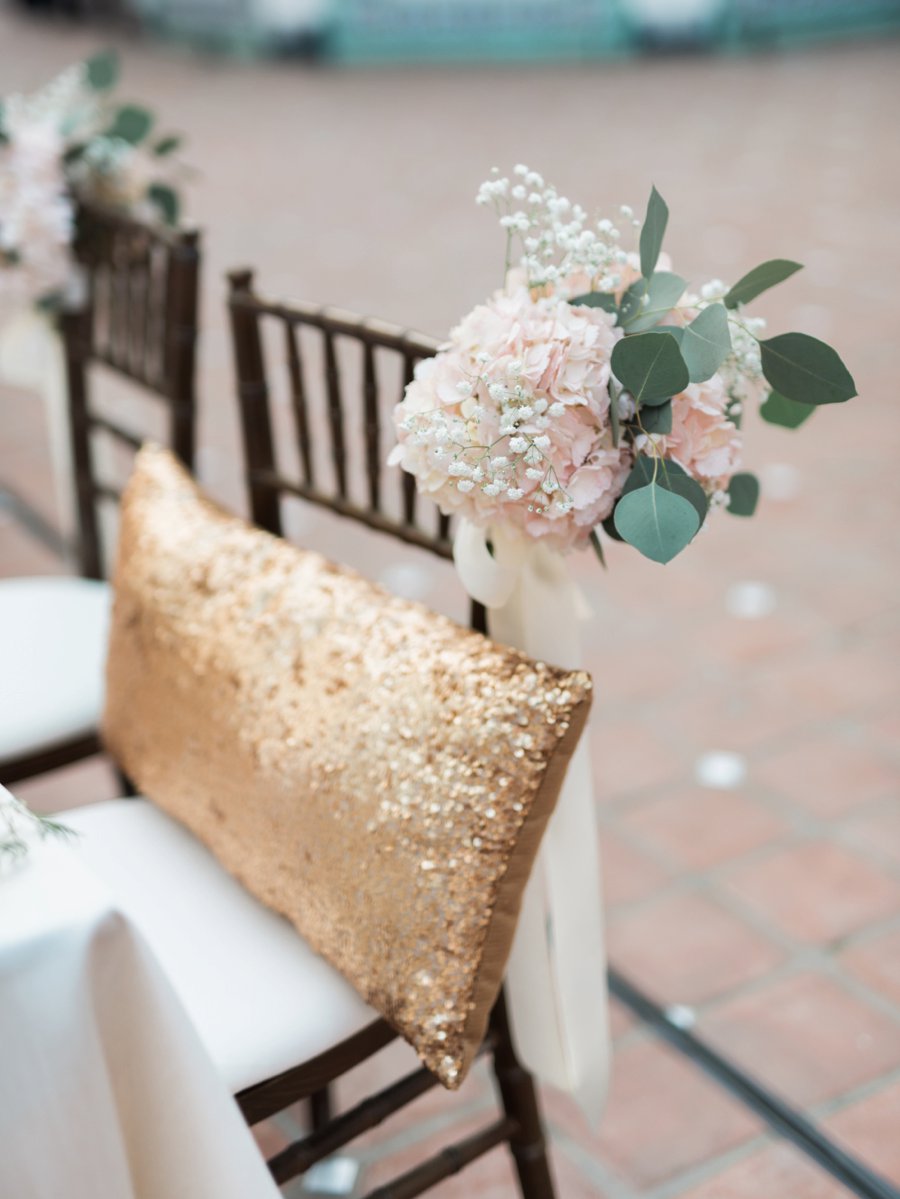 An Elegant Rustic Blush & White California Wedding via TheELD.com