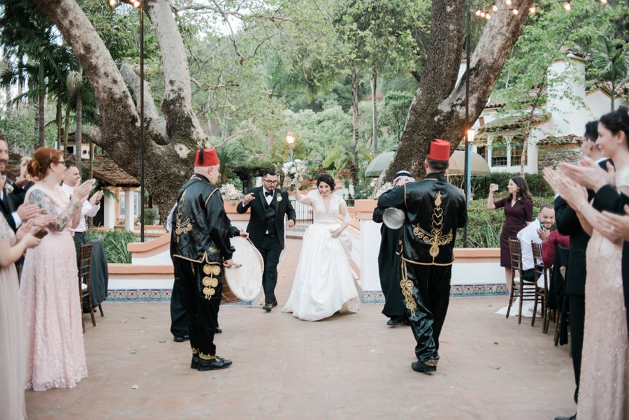An Elegant Rustic Blush & White California Wedding via TheELD.com