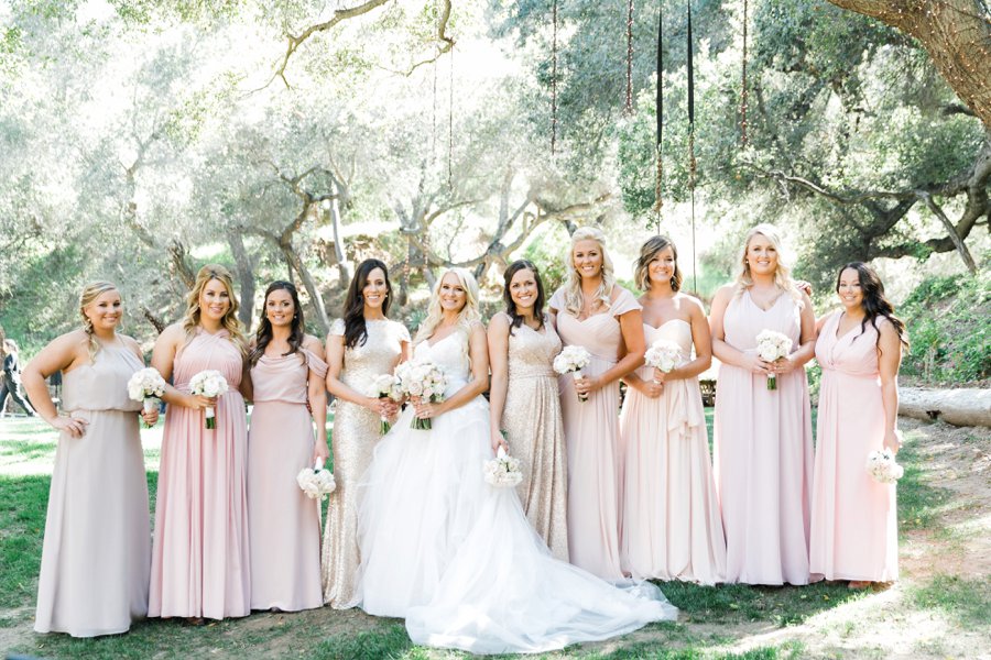 A Romantic Blush & Gold California Wedding via TheELD.com