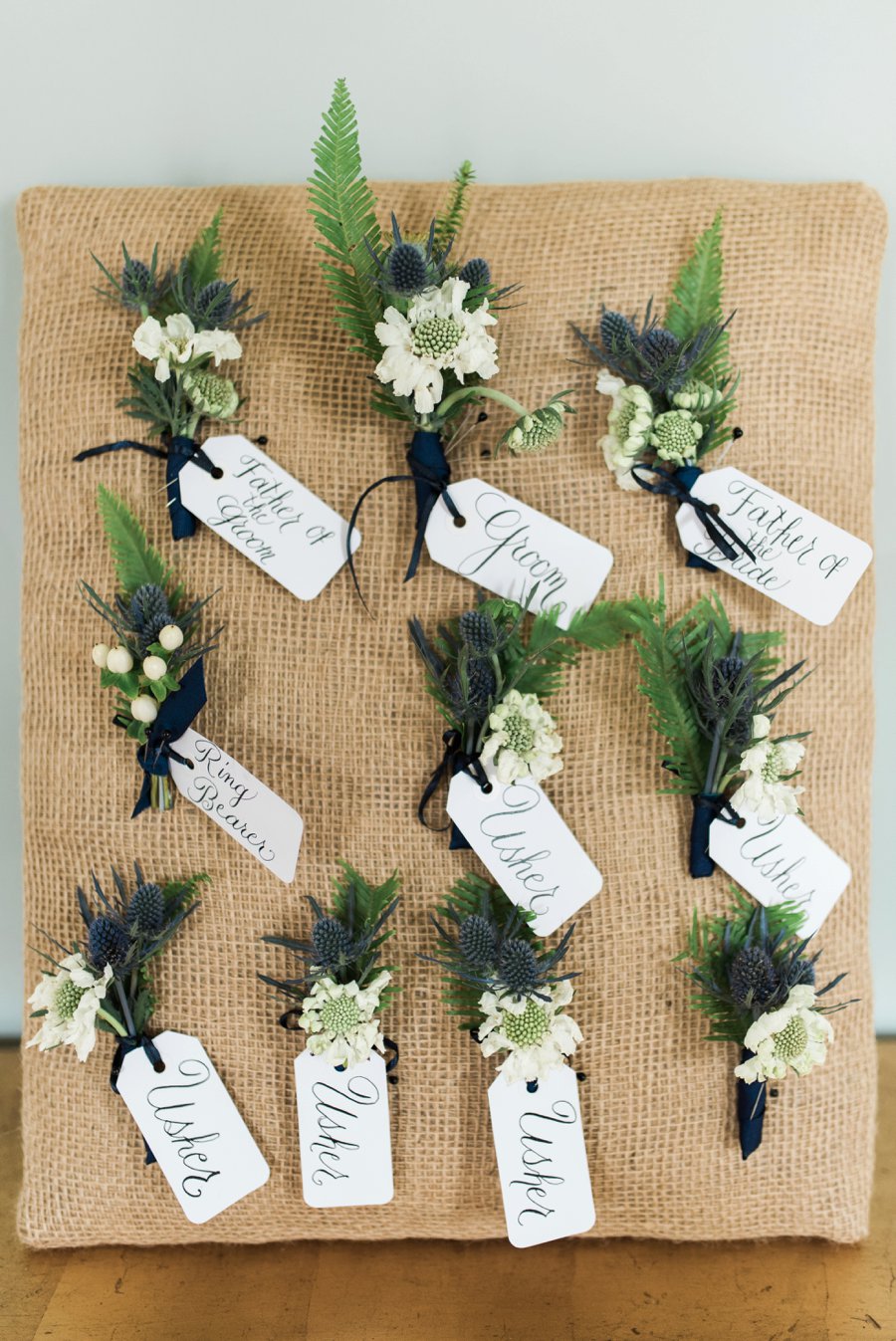 An Elegant Navy & White North Carolina Wedding via TheELD.com